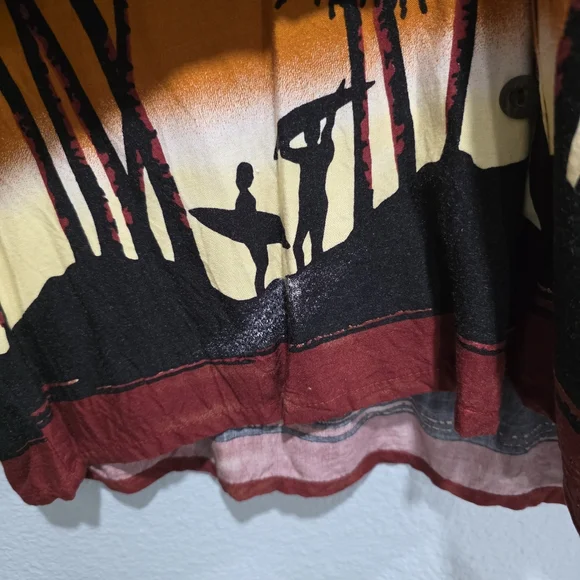 Pineapple Connection SS Button up Hawaiian Shirt Men's Size S Hawaiian Sunset - Picture 6 of 7